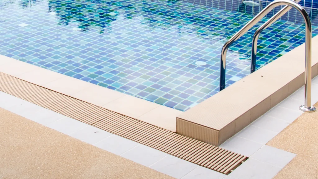Pavimenti per piscine